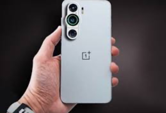 موعد طرح هاتف OnePlus 13 في الأسواق