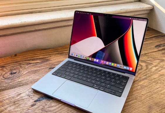 ماك بوك برو 14