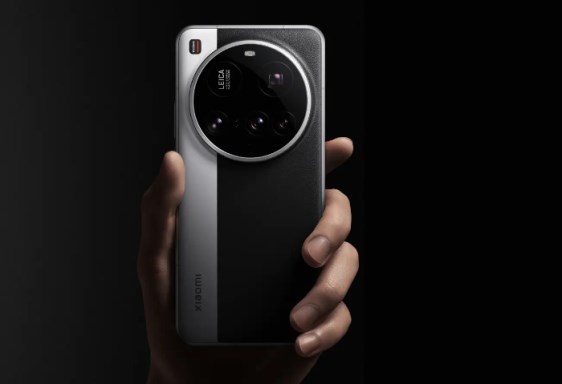 هاتف Xiaomi 17 Ultra 