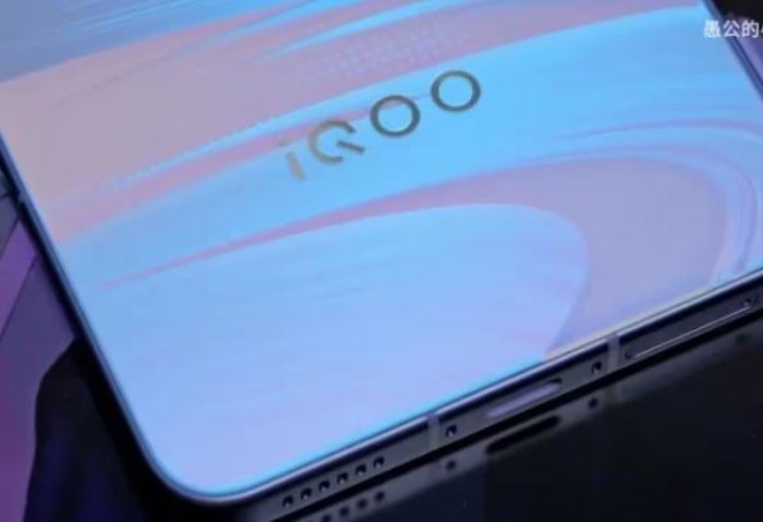 iQOO Neo 11 iQOO Neo 11