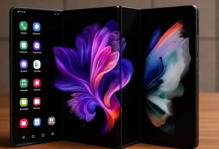 Galaxy Z Tri-fold Galaxy Z Tri-fold