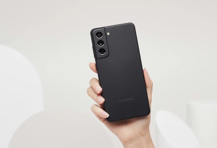 هاتف Galaxy S21 FE  هاتف Galaxy S21 FE