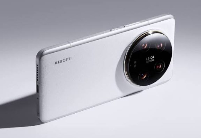 Xiaomi 15.. أداء فائق في تصميم مدمج وأنيق Xiaomi 15.. أداء فائق في تصميم مدمج وأنيق