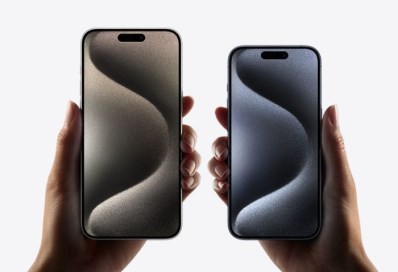 الآيفون 15 برو والـ A54