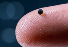 روبوت بحجم حبة رمل 