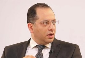 توقف بعض الهواتف المعفاة من الجمارك بأثر رجعي يسبب أضراراً للمواطنين