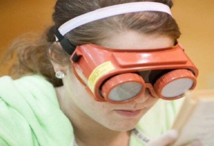 نظارات ذكية تعيد للمكفوفين الرؤية مجددًا