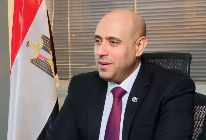 الدكتور إسلام نصر الله