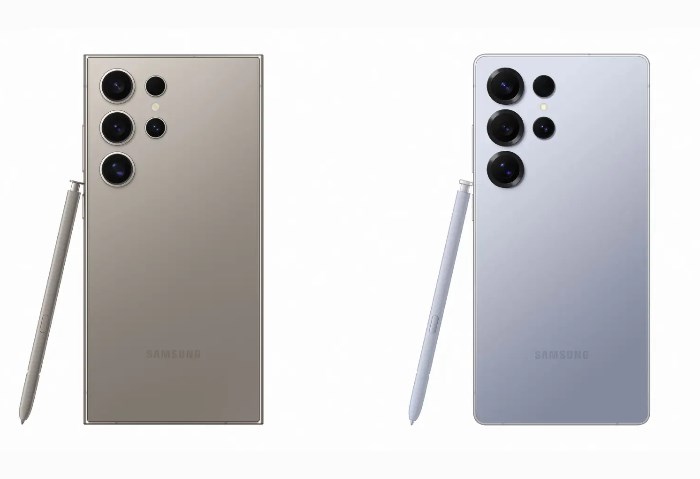  هاتف جالكسي S25 Ultra إلى اليمين وGalaxy S24 Ultra إلى اليسار