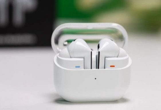 سماعات Galaxy Buds4 Pro