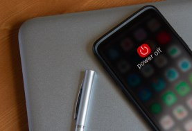 انطفاء الهاتف المفاجئ