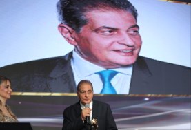 تكريم الإعلامي أسامة كمال  كأفضل إعلامي في مصر والوطن العربي لعام  2025