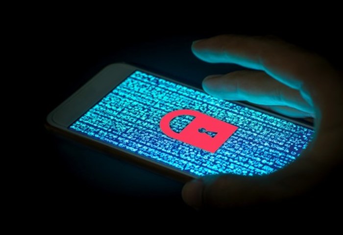 اختراق الهواتف