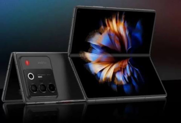 Nubia Fold.. تجربة جديدة في عالم الهواتف القابلة للطي