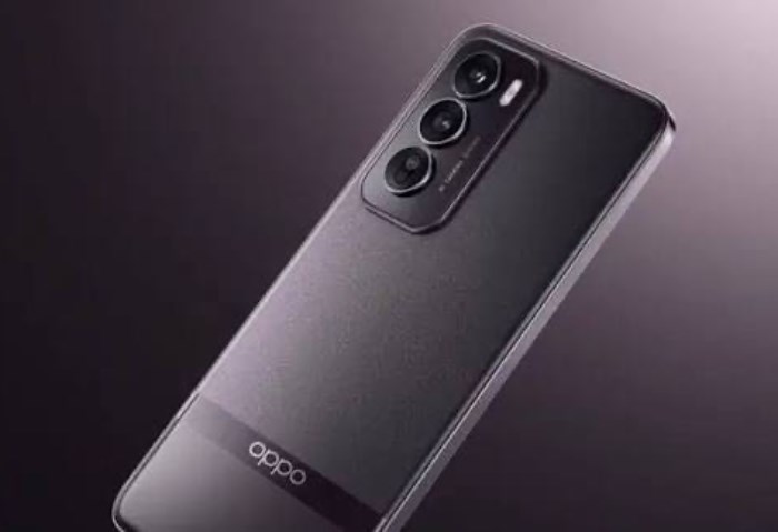 OPPO Reno 12 Pro.. أناقة التصميم مع تركيز واضح على التصوير والذكاء