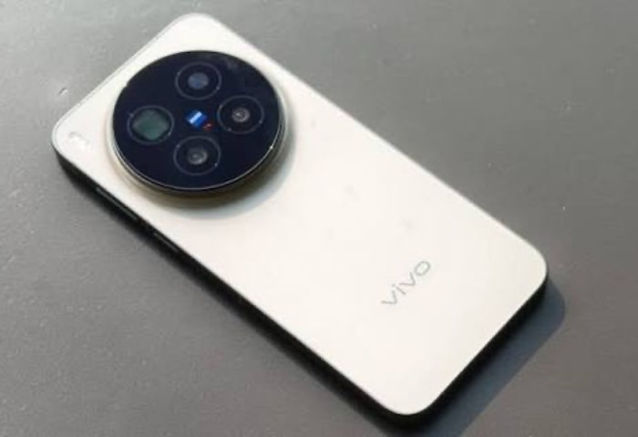 فيفو X300 Pro: الرائد الجديد في التصوير والأداء لعام 2025