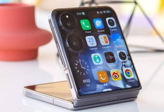  Xiaomi Mix Flip 2