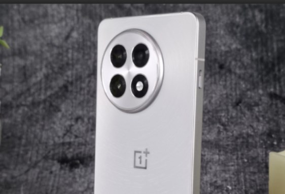 OnePlus 13R 