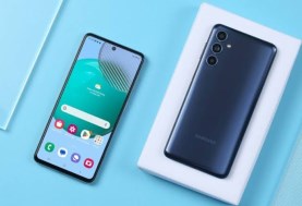 هاتف Samsung Galaxy M55.. وشاشة Super AMOLED وبطارية قوية