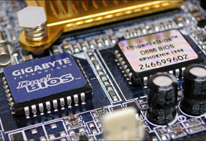 BIOS اللوحة الأم BIOS اللوحة الأم