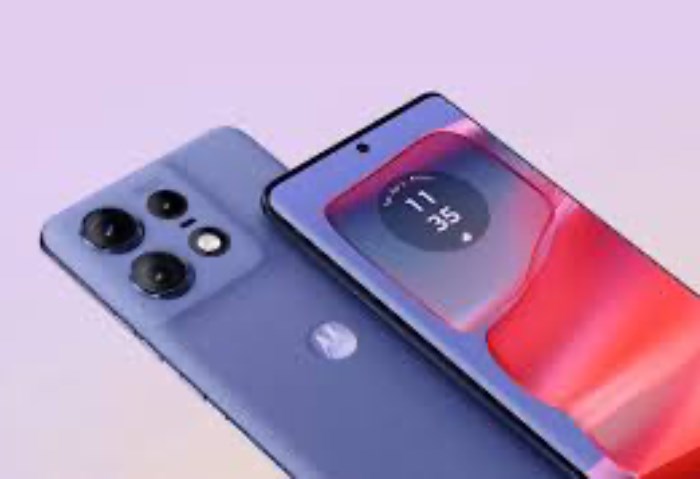 هاتف Motorola Edge 50 Pro.. شاشة رائعة وأداء قوي هاتف Motorola Edge 50 Pro.. شاشة رائعة وأداء قوي
