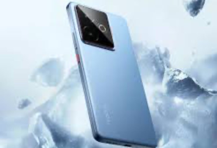 هاتف Realme GT7 Turbo.. شاشة مذهلة وأداء قوي هاتف Realme GT7 Turbo.. شاشة مذهلة وأداء قوي