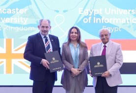 الدكتور أحمد حمد القائم بأعمال رئيس جامعة مصر للمعلوماتية