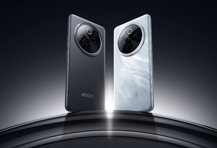 iQOO Z10 iQOO Z10