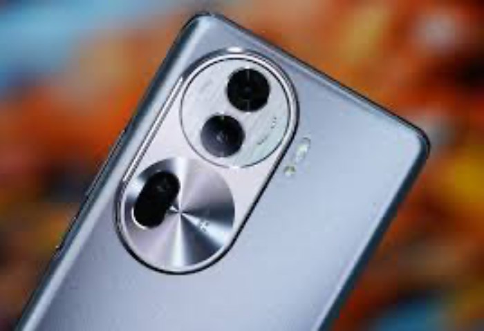 هاتف Oppo Reno 11 pro plus.. تصميم أنيق وأداء قوي هاتف Oppo Reno 11 pro plus.. تصميم أنيق وأداء قوي