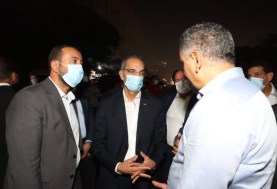 وزير الاتصالات 