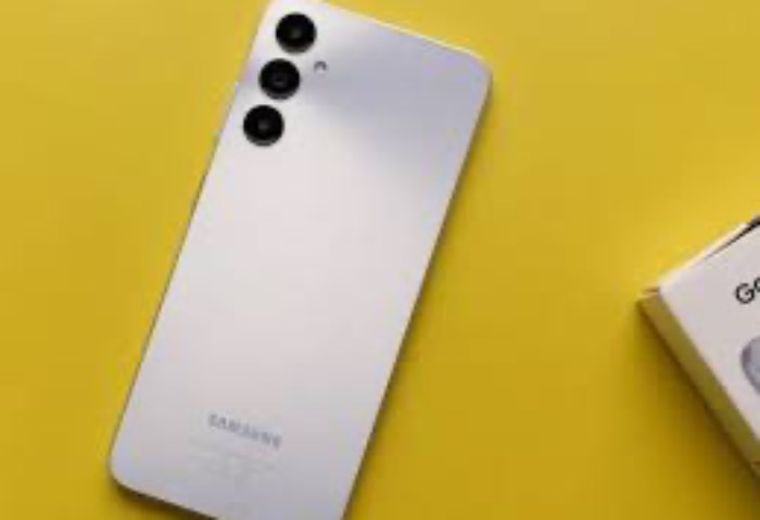 Galaxy A05s.. هاتف اقتصادي من سامسونج بمواصفات تنافسية وسعر مناسب Galaxy A05s.. هاتف اقتصادي من سامسونج بمواصفات تنافسية وسعر مناسب