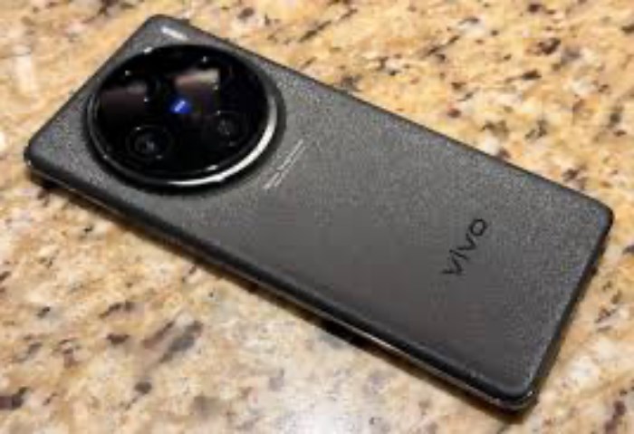 Vivo X100 Pro.. هاتف رائد بكاميرا احترافية وتقنيات تصوير فائقة Vivo X100 Pro.. هاتف رائد بكاميرا احترافية وتقنيات تصوير فائقة