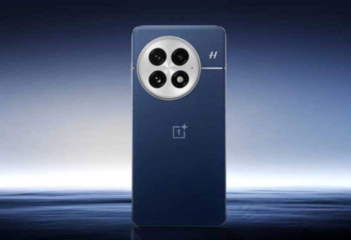 هاتف OnePlus 15