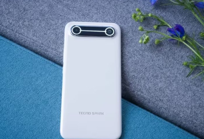 Pova Slim 5G Pova Slim 5G