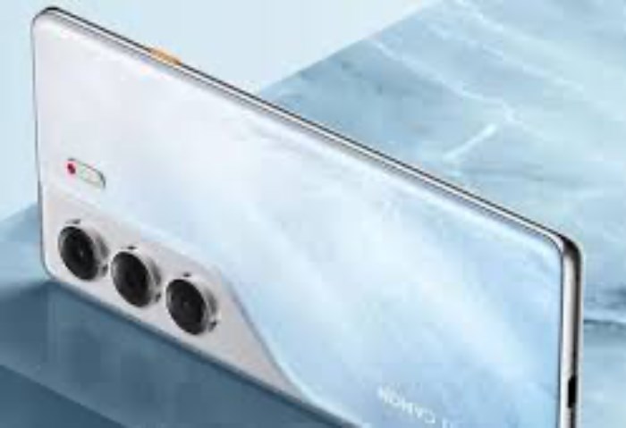 هاتف Tecno Spark 40 Pro.. مزيج من الأناقة والأداء بسعر اقتصادي هاتف Tecno Spark 40 Pro.. مزيج من الأناقة والأداء بسعر اقتصادي