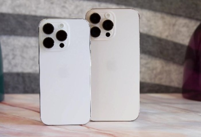 هاتف iPhone 17