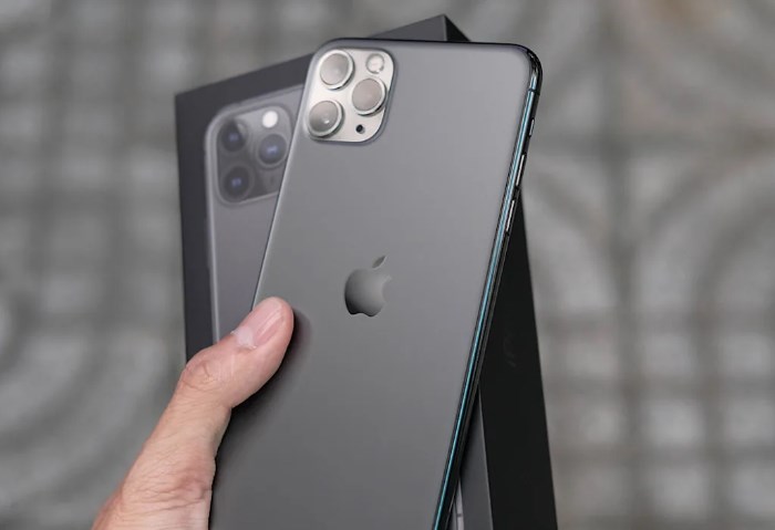 iPhone 11