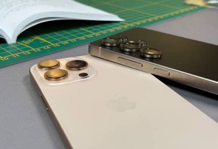 المنافسة مشتعلة.. هل يتفوق iPhone 17 على Galaxy S25 Ultra؟ المنافسة مشتعلة.. هل يتفوق iPhone 17 على Galaxy S25 Ultra؟