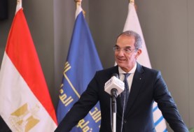 وزير الاتصالات