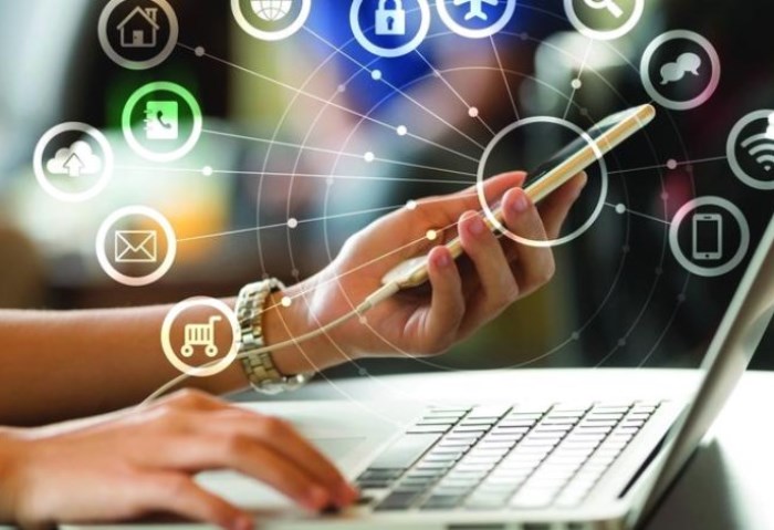 قطاع الاتصالات وتكنولوجيا المعلومات