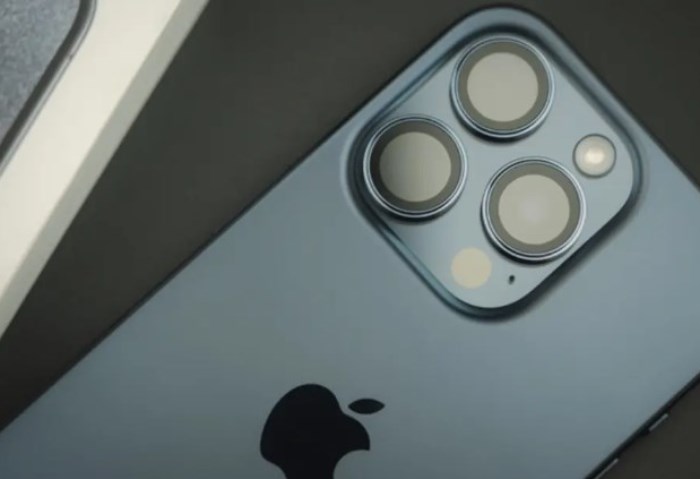 هاتف "آيفون"