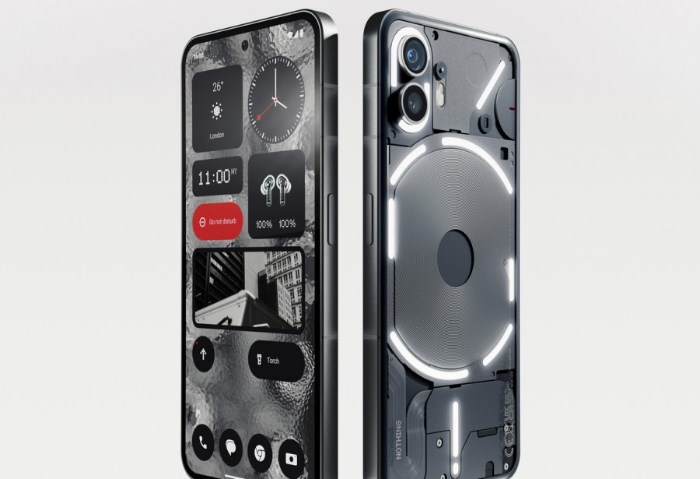 Nothing Phone (2)