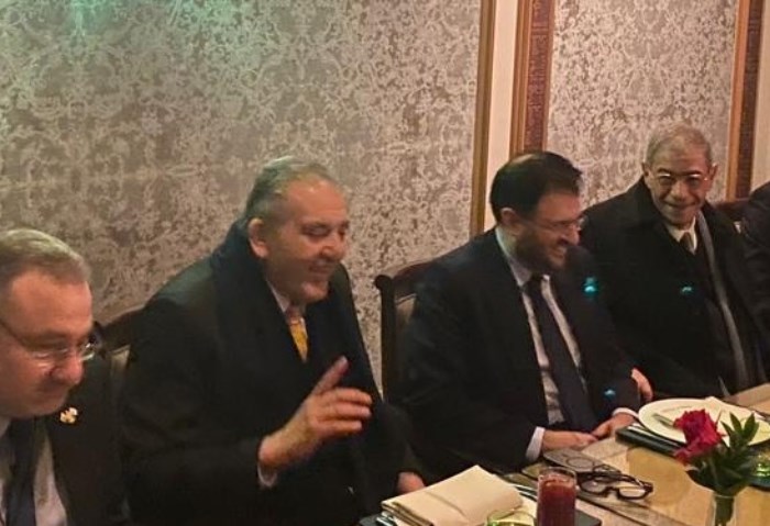 اجتماع مشترك 