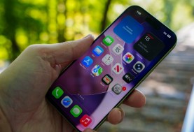 iPhone 17