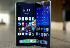 HONOR Magic V5