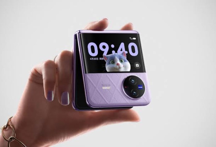 vivo X Flip