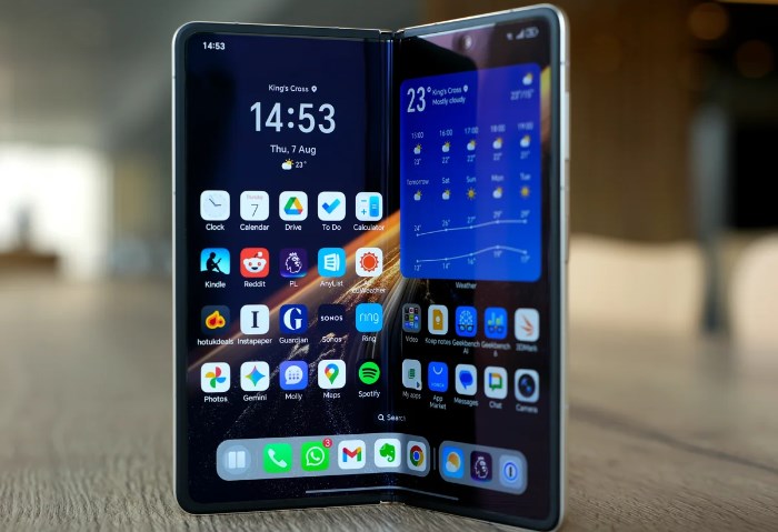 HONOR Magic V5