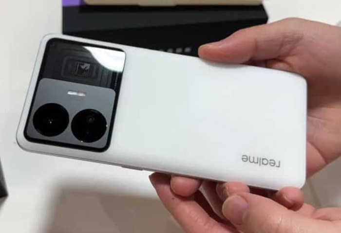 realme GT Neo 5