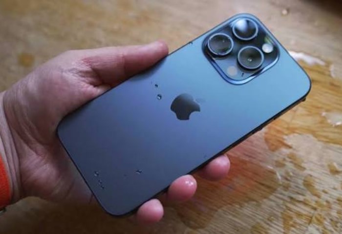 iPhone 15 Pro