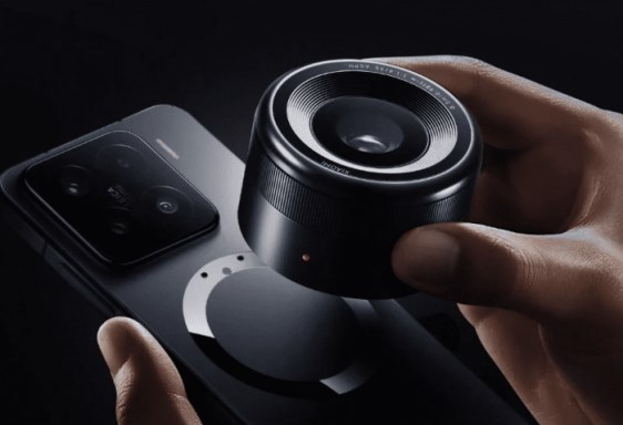 عدسة مغناطيسية